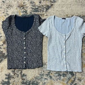 Brandy Melville 2 pack scoopneck tops